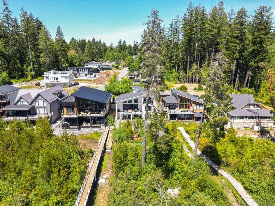 Kelly'S Sunset Lake Retreat Shawnigan Lake Exterior foto